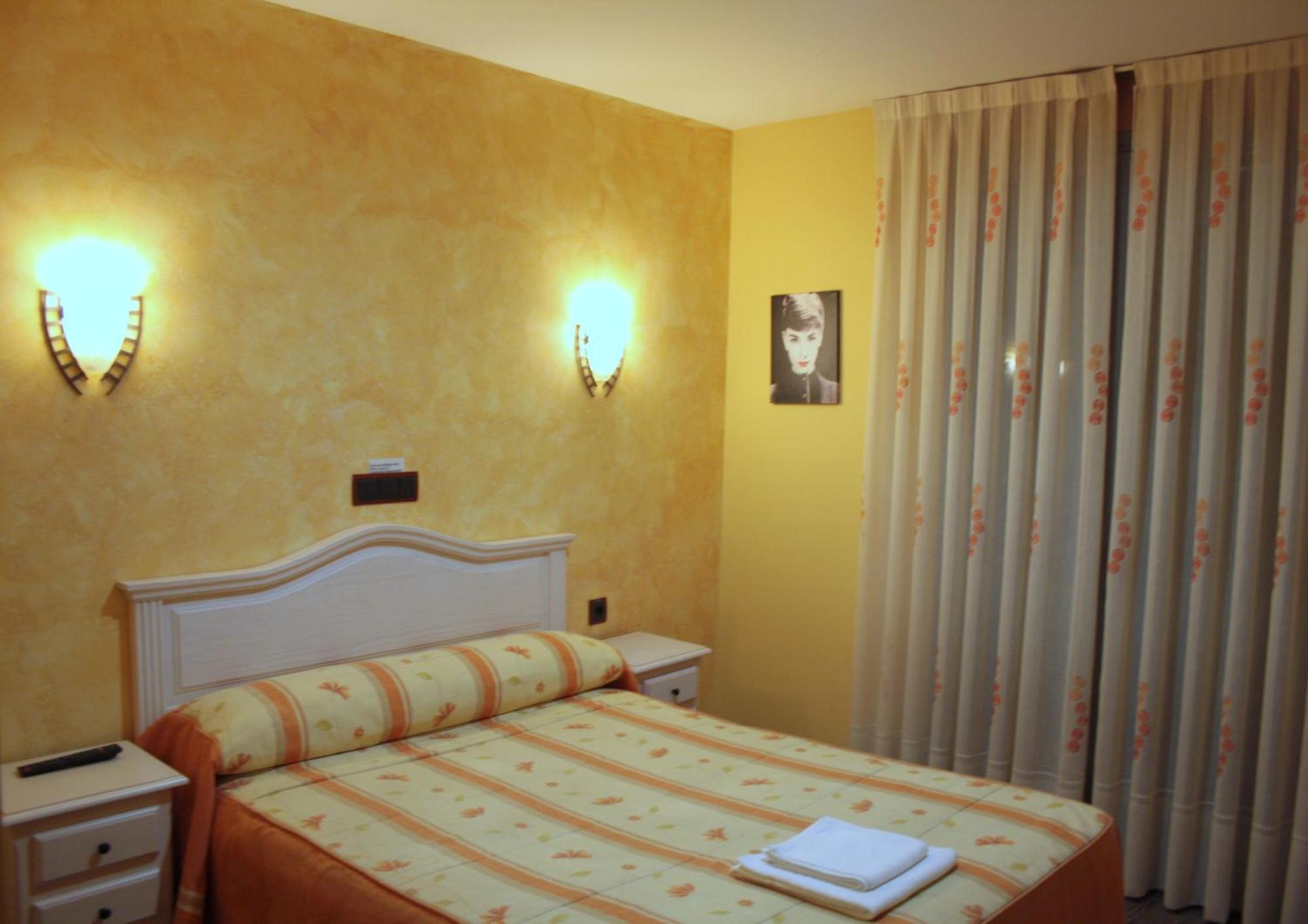 Hostal Regio — Foto 2